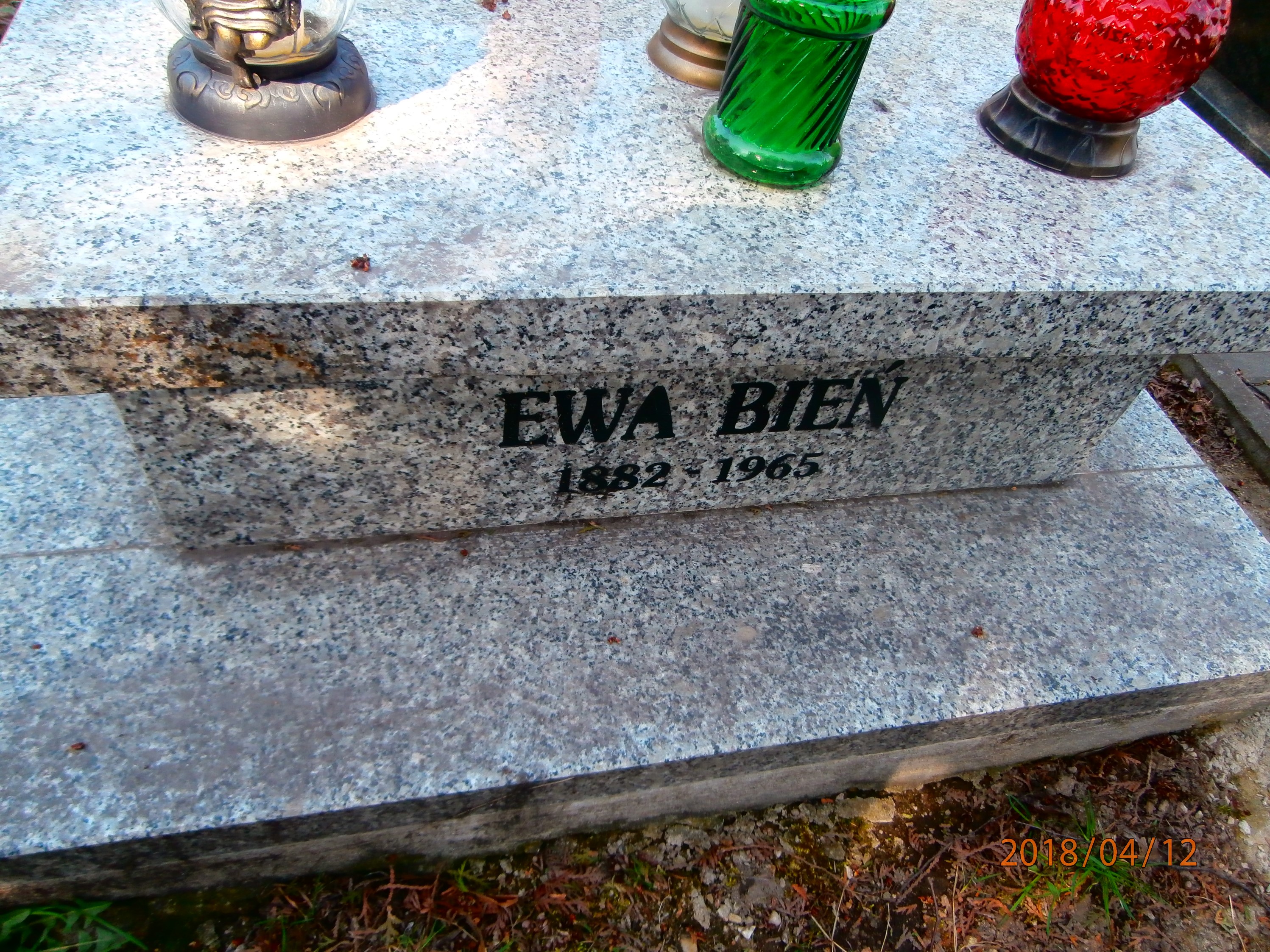 Grób Bożena Prawda