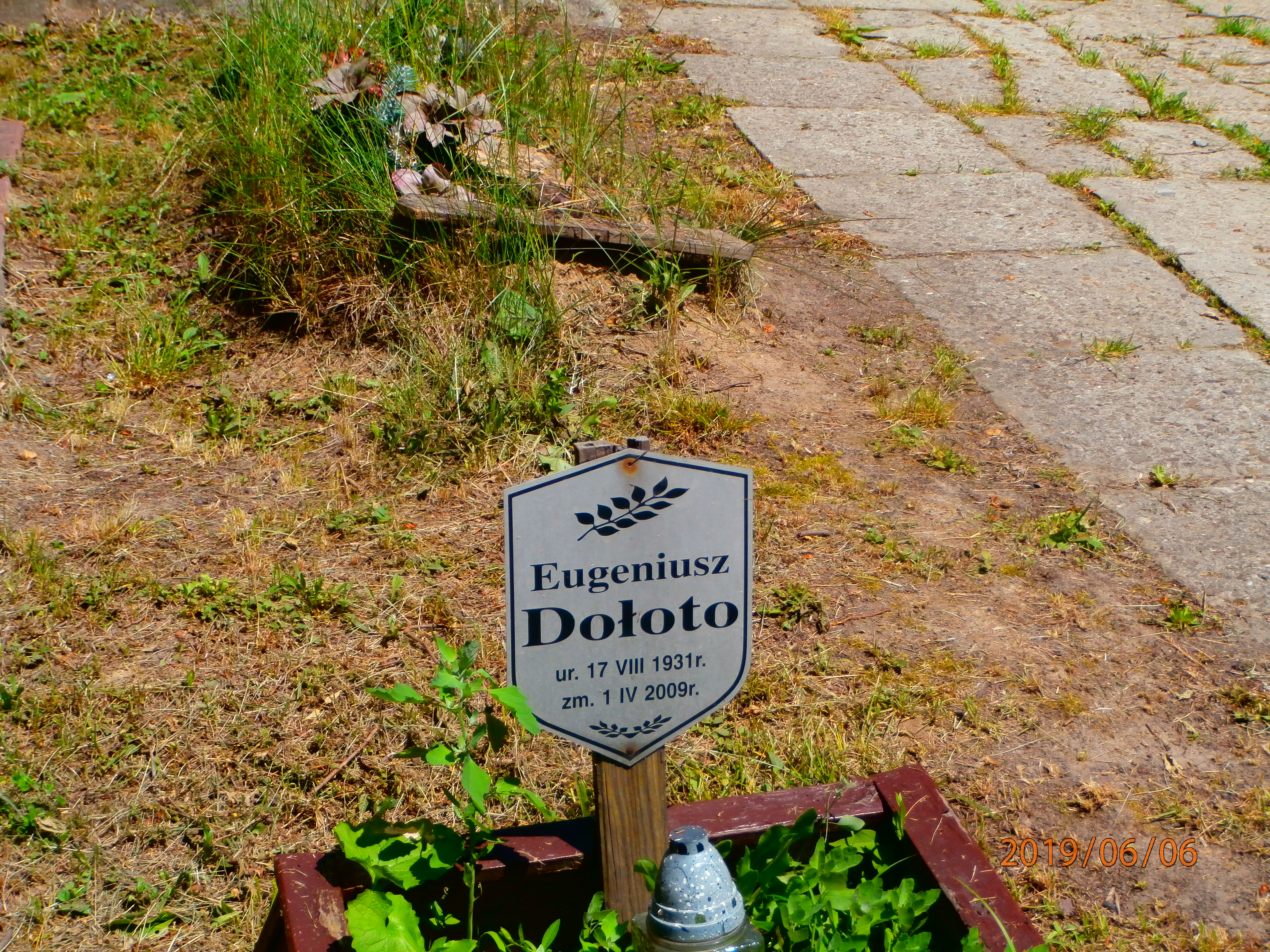 Grób Eugeniusz Dołoto
