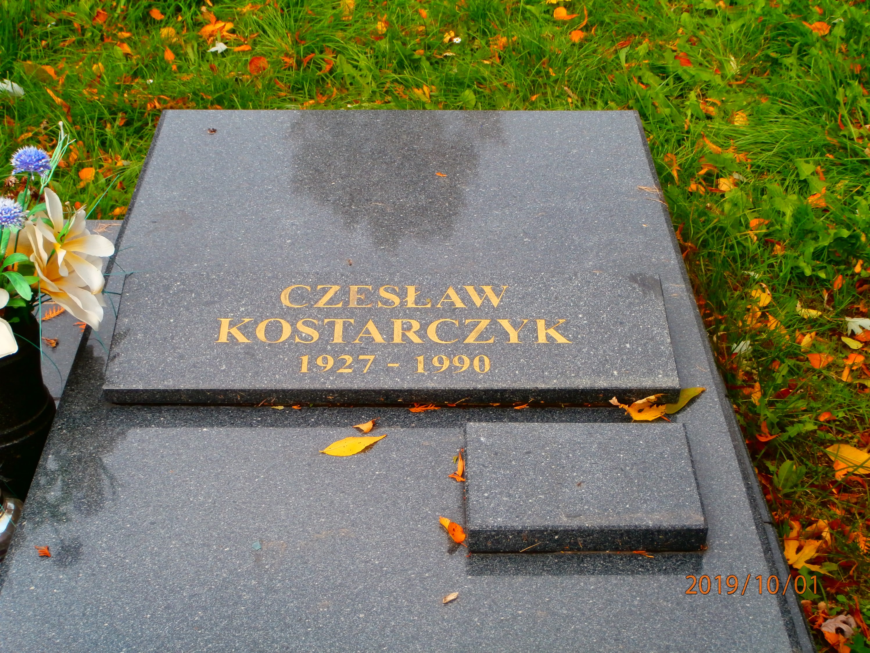 Grób Maria Kostarczyk