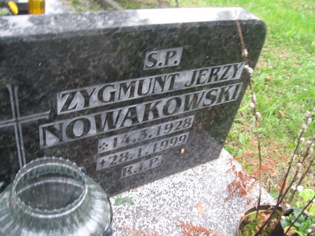 Joanna Nowakowska 1941 Bytom - Grobonet - Wyszukiwarka osób pochowanych