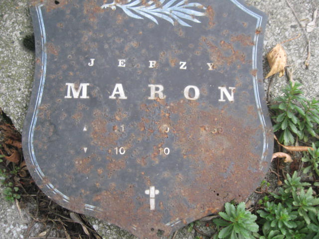 Grób Jerzy Maron