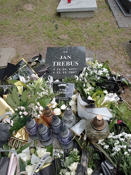 Ewa Trebus 1957 Bytom - Grobonet - Wyszukiwarka osób pochowanych