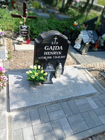 Grób Henryk Gajda
