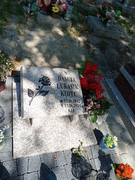 Danuta Łukasik-Kopeć 1942 Bytom - Grobonet - Wyszukiwarka osób pochowanych